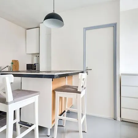 Lumineux Et Calme Avec Jardin Apartment
