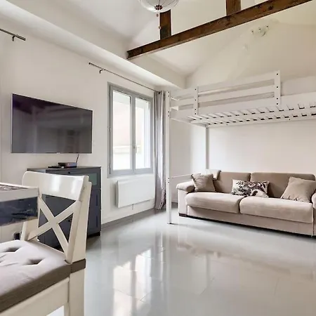 Apartment Lumineux Et Calme Avec Jardin
